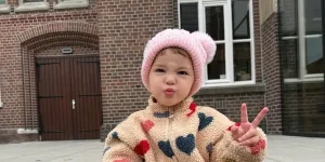 7 Potret Kamari Anak Jennifer Coppen yang Gaya dan Posenya Gemesin, bak Sudah ABG