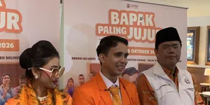Film BAPAK PALING JUJUR Rilis Trailer, Andovi da Lopez Sentil Korupsi