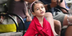 Bayi-Bayi Selebritis Ini Diam-Diam Punya Kembaran, Cute Mana?