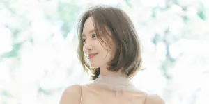 Bentar Lagi Nikah, Moon Chae Won Bagikan Foto di Balik Layar Pemotretan Gaun Pernikahan 
