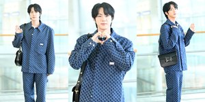 Berangkat ke Milan, 8 Potret Jin BTS di Bandara Internasional Incheon - Gantengnya Effortless