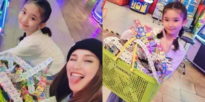 Dapat Tiket Sekeranjang! 8 Momen Ayu Ting Ting dan Bilqis Bak Kakak Adik Saat Main Game Bareng