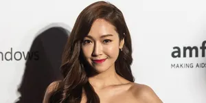 Bodyguard Jessica Jung, Ganteng & Bersikap Gentleman Bak di Drama
