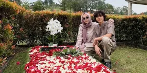 Bunga Citra Lestari Nyekar bersama Ibu dan Anak Tercinta, Rayakan Ulang Tahun Ashraf Sinclair