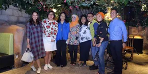 Cari Tempat Unik, Para Selebriti ini Ngumpul di 'Hutan' Jakarta