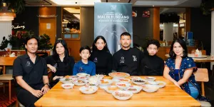 Cerita Rio Dewanto & Faradina Mufti Wariskan Dongeng ke Anak, dari Kisah Nabi Hingga Politik