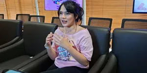 Davina Karamoy Pakai Logat Betawi & Jadi Pekerja Salon di Naik Level