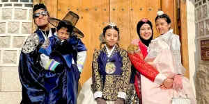 Desta Nostalgia, Remake Foto Liburan Keluarga di Korea Tahun 2019