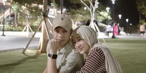 Dikabarkan Rumah Tangga Retak, Suami Larissa Chou Unggah Foto Kebersamaan Hangat Keluarga