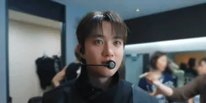 D.O. EXO Pakai Kontak Lensa Berwarna Setelah 14 Tahun Debut Jadi Idol