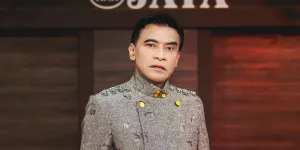 Donny Damara Berubah Jadi Zombie di Acara Podcast, Bikin Geger Keluar Darah Hingga Menggigit