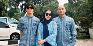 Dua Hari, Dua Gaya! Potret Seragam Batik Keluarga BCL di Momen Lebaran