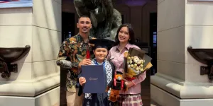El Barack Lulus SD dengan Nilai A, Jessica Iskandar Bangga Anak Belajar Tanpa Les