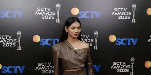Flavio Zaviera Bawa Pulang Piala SCTV Awards 2025, Beri Pesan Menyentuh untuk Fans