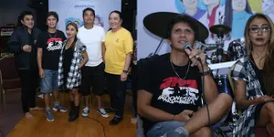 FOTO: 10 Tahun Vakum, Krakatau Akhirnya 'Meletus' Lagi