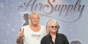 FOTO: Air Supply Doyan Nasi Goreng - Makanan Pedas!