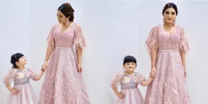 FOTO: Ashanty Lebih Pilih Foto Bareng Arsy Daripada Arsya