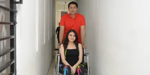 FOTO: Donita Pasrah Anak Kedua Mirip Adi Nugroho Lagi