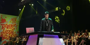 Foto Penampilan Al Ghazali di Damn I Love Indonesia