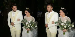 Foto Resepsi Irish Bella & Ammar Zoni Bagaikan Ratu Hutan