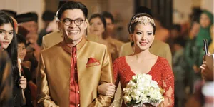 Foto Resepsi Pernikahan Tya Ariestya - Irfan Ratinggang