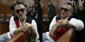 FOTO: Sidang Putusan, Tio Pakusadewo Divonis Jalani Rehabilitasi