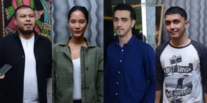 FOTO: Tanpa 'Ibu', PENGABDI SETAN Gelar Syukuran 2 Juta Penonton