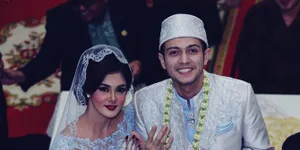 FOTO: Wajah Bahagia Rifky Balweel Resmi Nikahi Biby Alraen