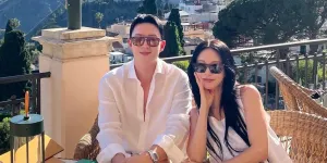 Han Ye Seul Pamer Momen Natal dengan Suami Berondong 10 Taun Lebih Muda, Masih Seperti Pengantin Baru