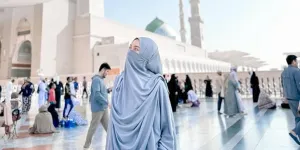 Happy Asmara Umrah Bareng Gilga Sahid, Cantik Bercadar