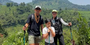 Ibnu Jamil Ajak Putri Sambungnya Mendaki Bukit, Sempat Kunjungi Air Terjun Juga 