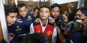 Ibunda Syok, Vadel Badjideh Bisikkan Kalimat Penenang Usai Divonis 9 Tahun Penjara