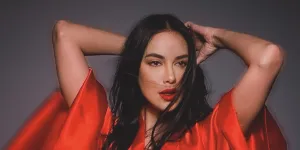 Ikut Tren  What Were You Like in the '90s, Wajah Sophia Latjuba Dinilai Tak Banyak Berubah