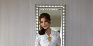 Ini Alasan Tamara Bleszynski Pilih Pakai Baju Adat Bali di Lamaran Teuku Rassya
