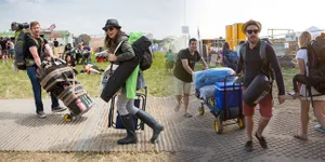 Ini Dia Penonton Festival Yang Bawa Perbekalan Seabrek