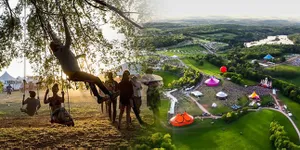 Jangan Lewatkan 8 Festival Keren di Musim Panas Ini!