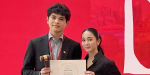 Karan Anak Bunga Zainal Bikin Podcast Tentang Suara Anak Muda, Jadi Hostnya Langsung