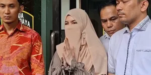 Kembali Lihat Bukti Video Dugaan Zina Insanul- Inara, Wardatina Mawa Ngaku Jijik dan Trauma