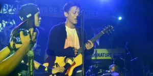 Kerennya Ariel NOAH Konser Akustik di Kota Malang