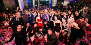 Keseruan Gala Premiere 'KANG SOLAH FROM KANG MAK X NENEK GAYUNG', Davina Karamoy Tampil Menawan
