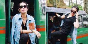 Ketika Ussy Sulistiawaty Mendadak Jadi Kernet Angkot, Gayanya Tetap Cantik dan Pakai Barang Branded Mahal