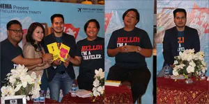 Kisah Seru Film 'THE NAKED TRAVELLER', Dari NTB ke Maladewa