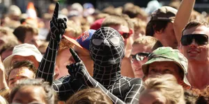 Kocak, Ini Dandanan Awkward Dalam Festival