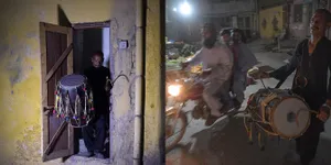 Lal Hussain, Pria Yang Jalani Tradisi Bangunkan Sahur Dengan Drum