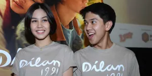 Manisnya Iqbaal & Vanesha Prescilla di Rilis Trailer 'DILAN 1991'