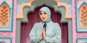 Potret Marini Zumarnis, Diah Permatasari dan Diana Pungky Pakai Baju India Rayakan Diwali Night, Awet Muda Banget