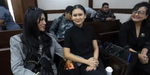 Marissa Anita Hadapi Sidang Cerai dengan Andrew Trigg, Tegar Berkat Meditasi