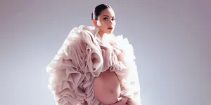 Maternity Shoot Terbaru Alyssa Daguise Menjelang Lahiran dengan Busana Nuansa Pink, Kecantikannya Disebut Unreal
