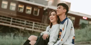 Michelle Christo dan Yuka Theo Tampil Mesra di Jepang, Prewedding?