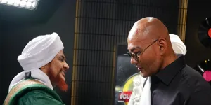 Momen Deddy Corbuzier Kembali Bertemu Habib Umar bin Hafidz, Ikut Doa Bersama - Tak Bisa Berkata-kata
